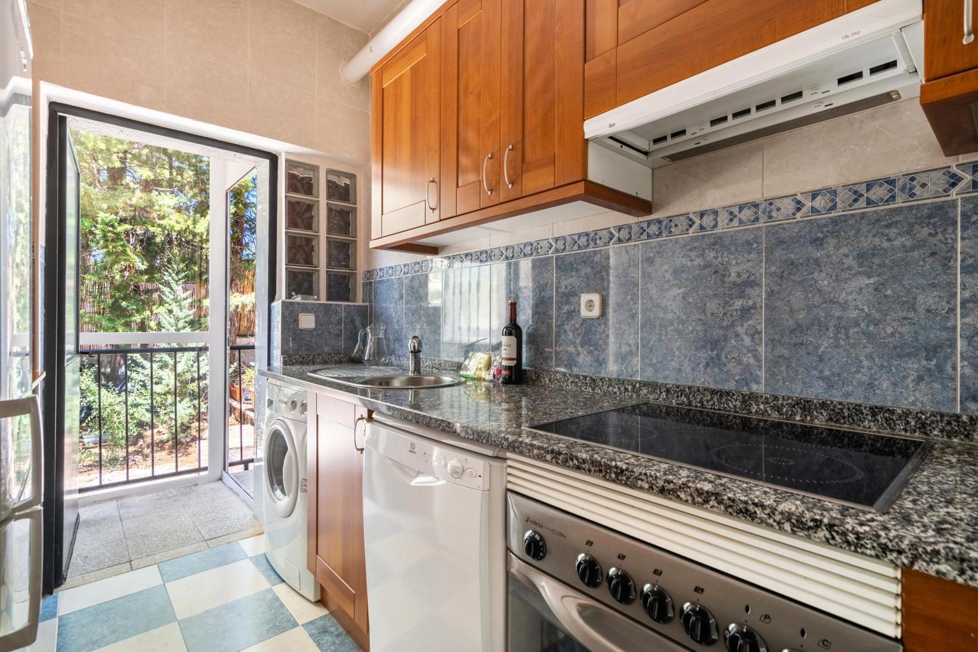 Casa Rural Los Olivos De Robledo De Chavela La Estacion Eksteriør bilde
