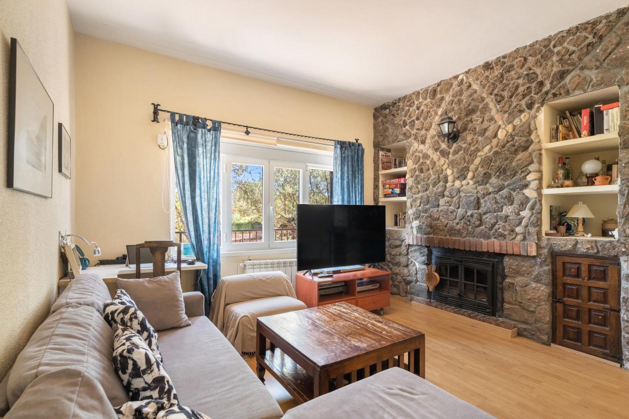 Casa Rural Los Olivos De Robledo De Chavela La Estacion Eksteriør bilde