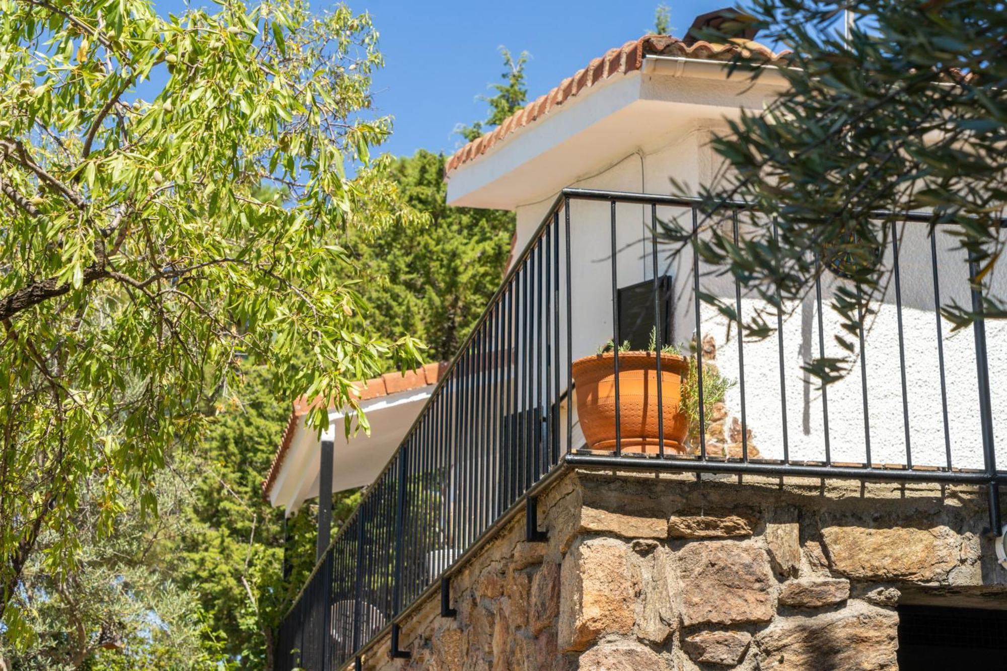 Casa Rural Los Olivos De Robledo De Chavela La Estacion Eksteriør bilde