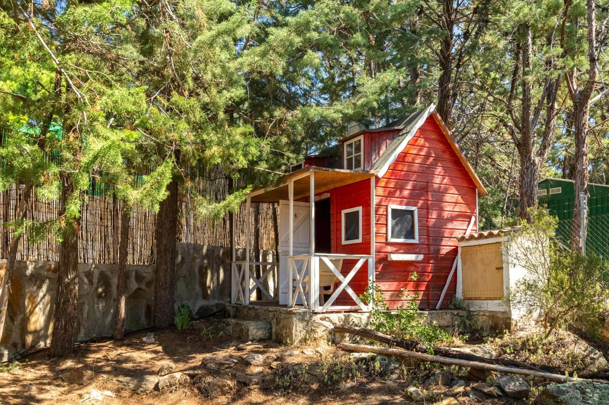Casa Rural Los Olivos De Robledo De Chavela La Estacion Eksteriør bilde